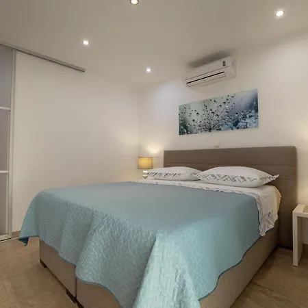 Bogica 3* Makarska